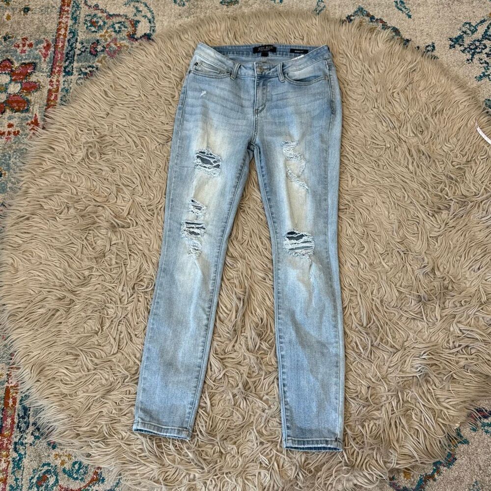 Judy Blue Distressed Skinny Fit Jeans size 9